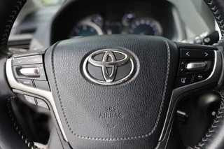 Toyota Land Cruiser – thumbnail 17