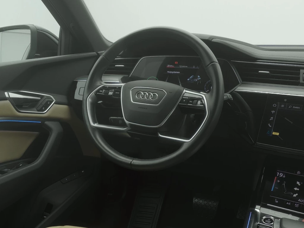 Audi e-tron – foto 25
