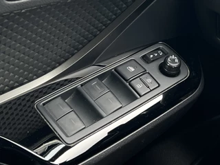 Toyota C-HR – thumbnail 10