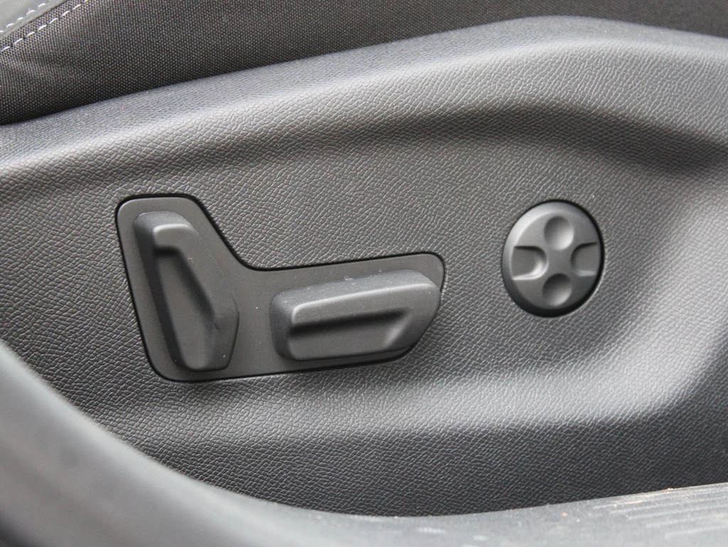 Peugeot 408 – foto 15