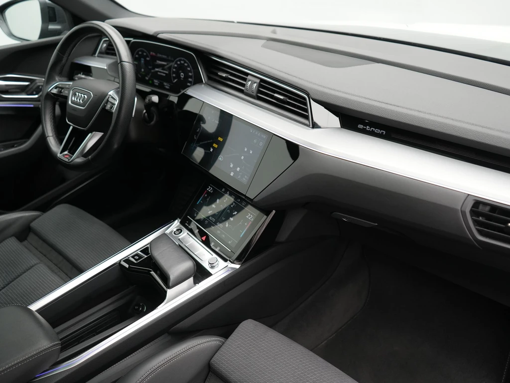 Audi e-tron – foto 14