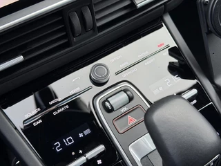 Porsche Cayenne – thumbnail 54