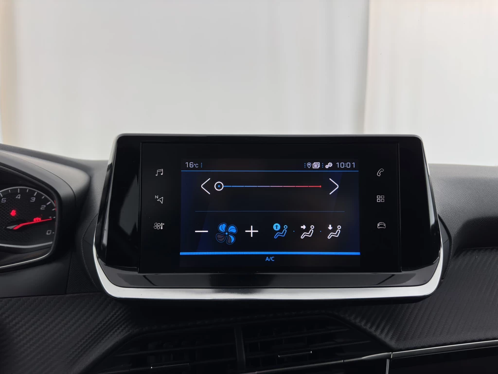 Peugeot 208 – foto 16