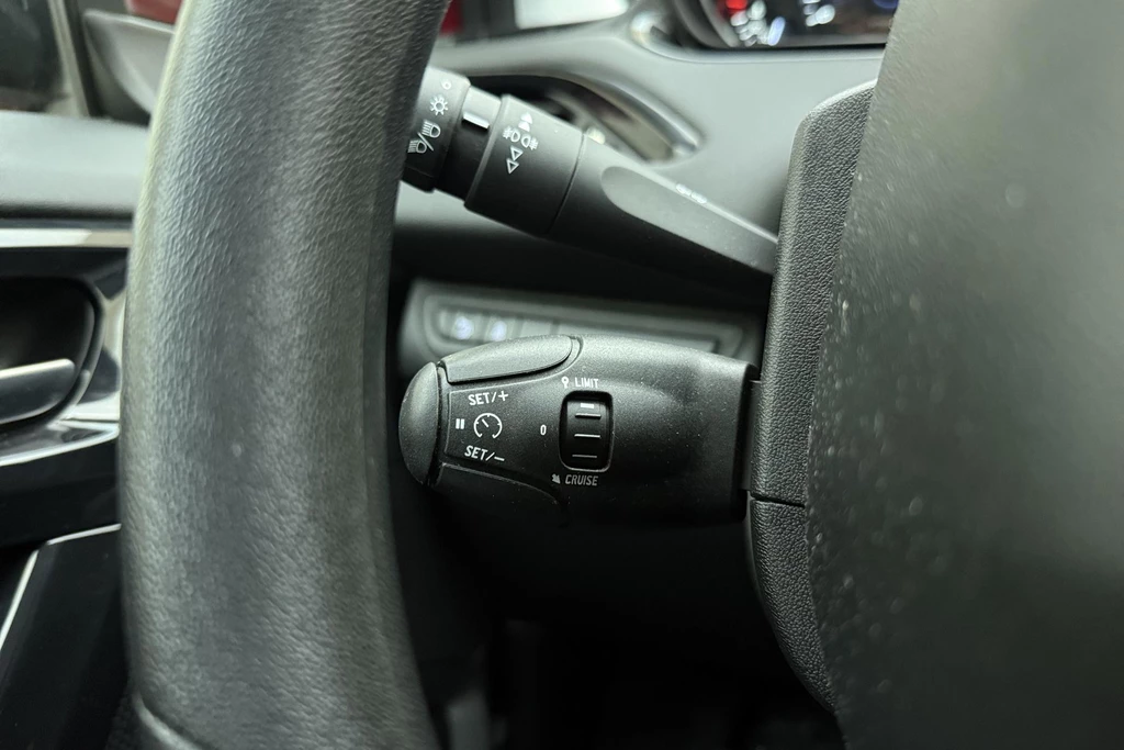 Peugeot 208 – foto 23