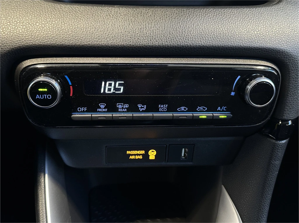Toyota Yaris – foto 18