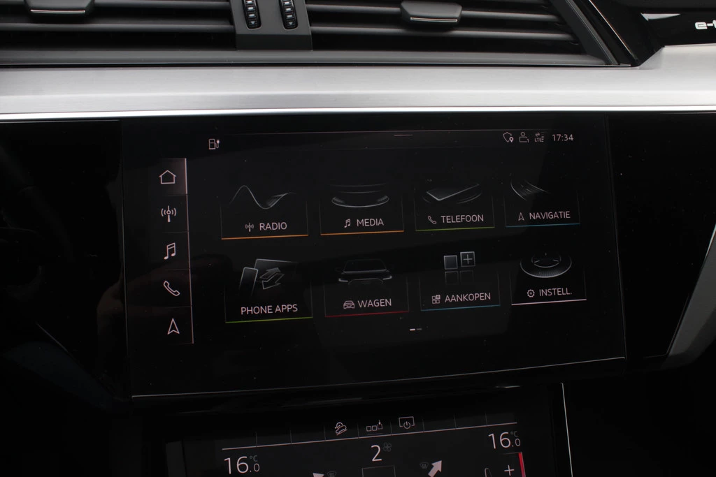 Audi e-tron – foto 24