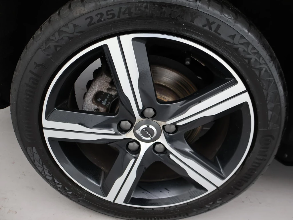 Volvo V40 – foto 12