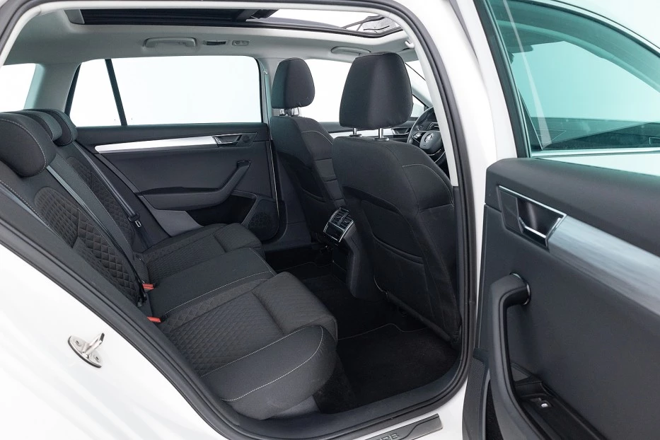 Škoda Superb – foto 17