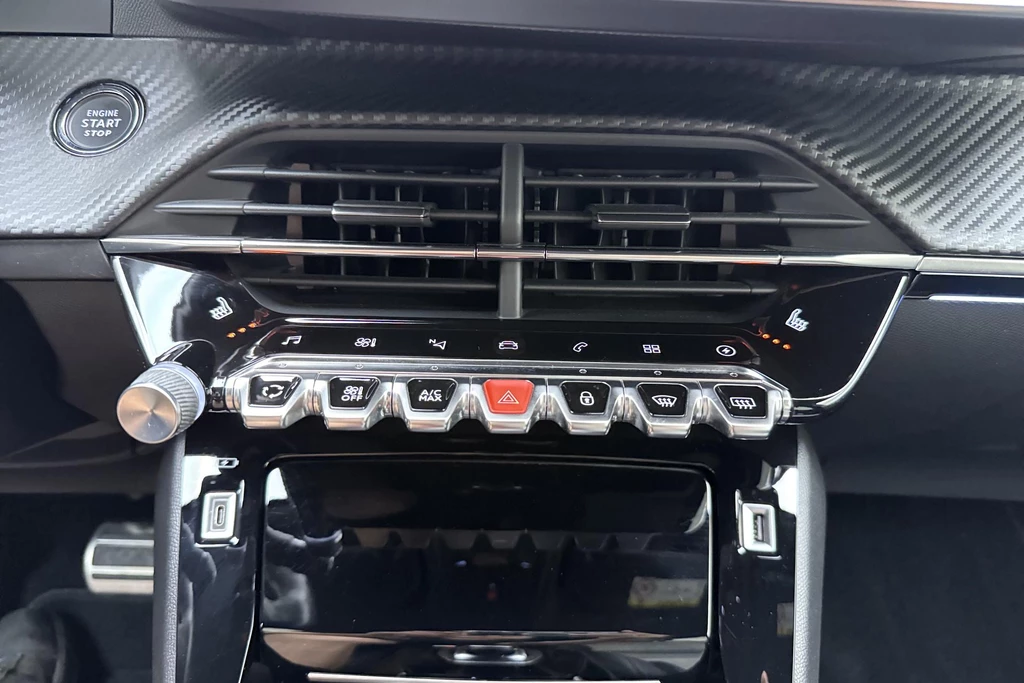 Peugeot e-2008 – foto 27