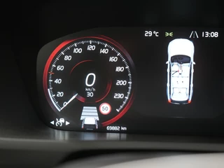 Volvo XC90 – thumbnail 24