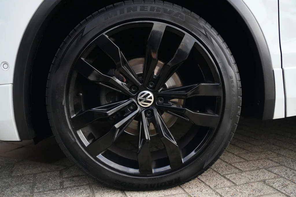 Volkswagen Tiguan – foto 9