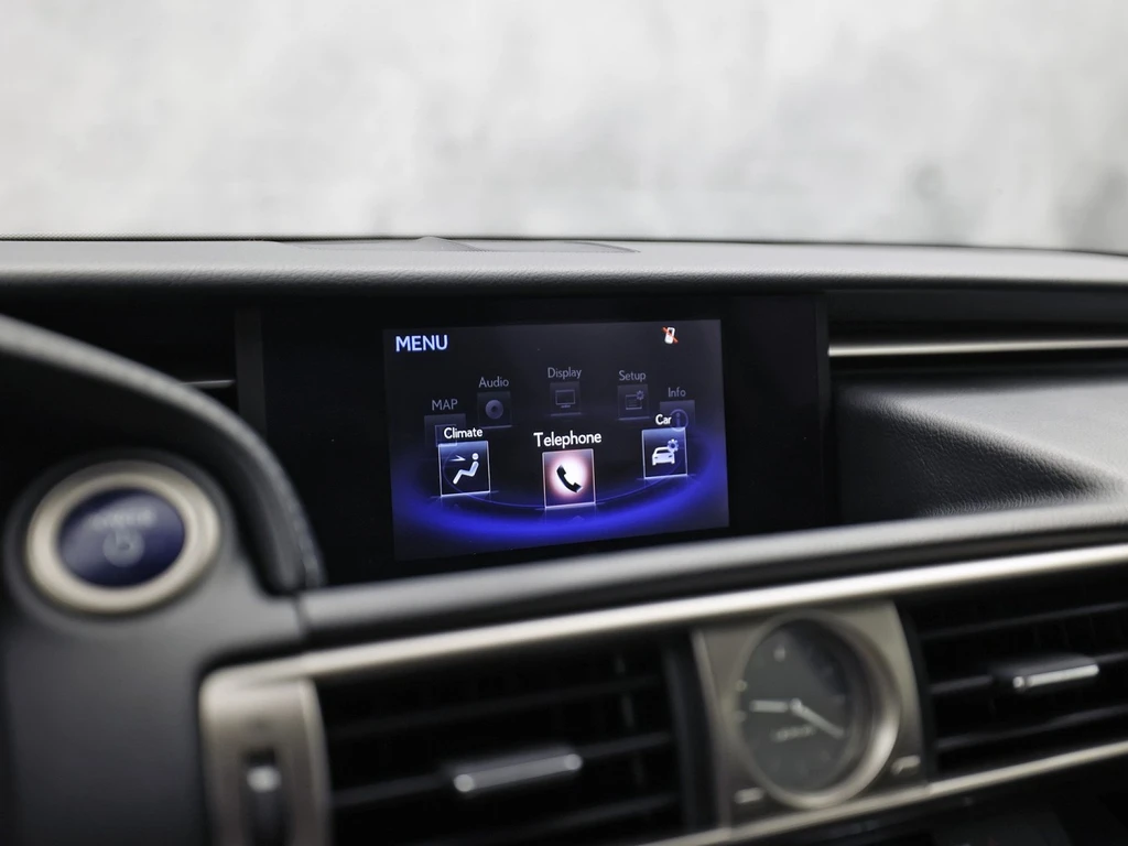 Lexus IS – foto 25