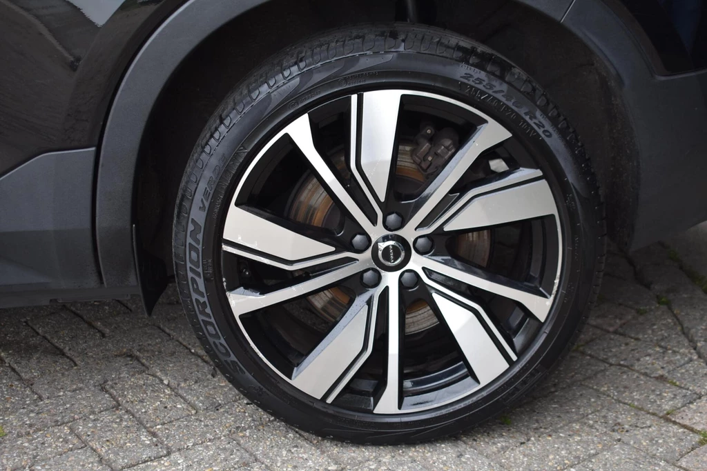 Volvo XC40 – foto 8