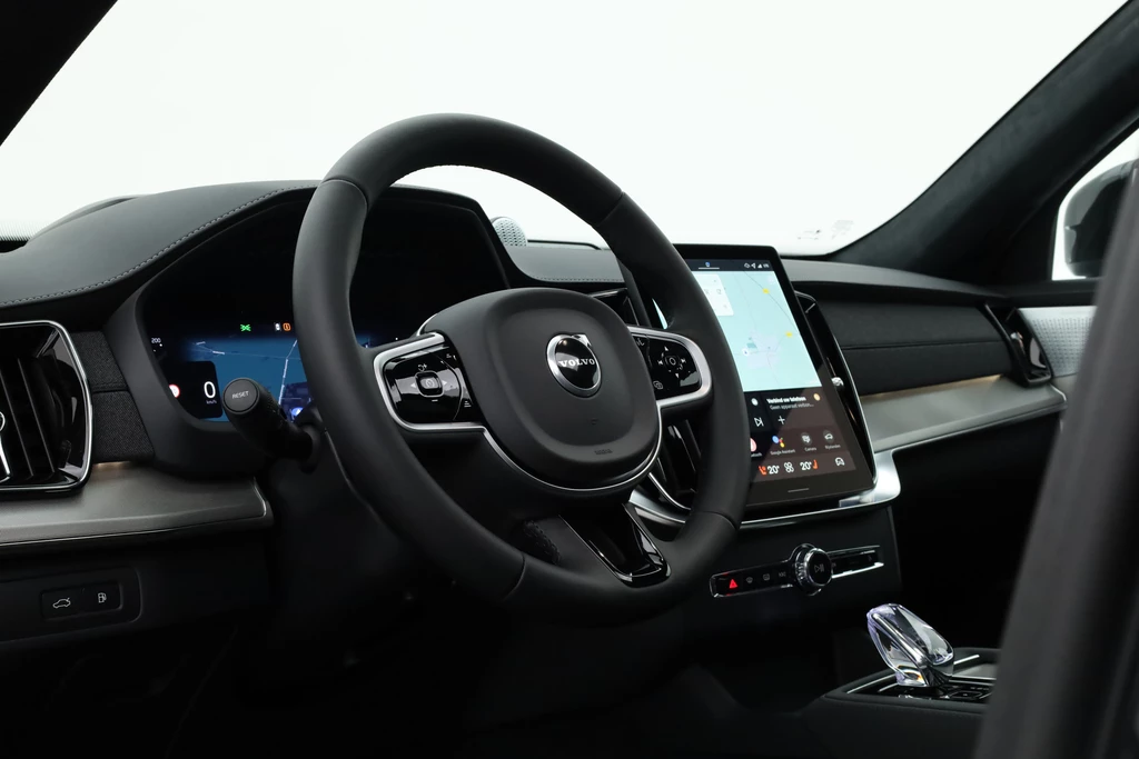 Volvo XC90 – foto 8