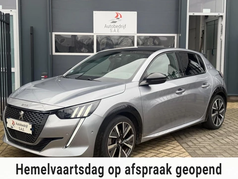 Peugeot 208 1.2 PureTech GT-Line CARPLAY PANO COCKPIT CAMERA
