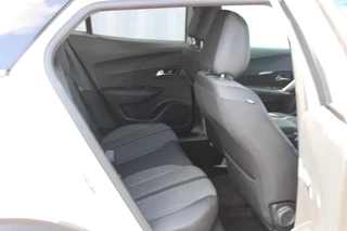 Peugeot 2008 – thumbnail 11