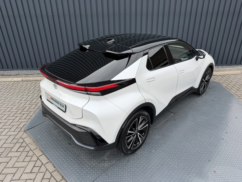 Toyota C-HR – foto 8