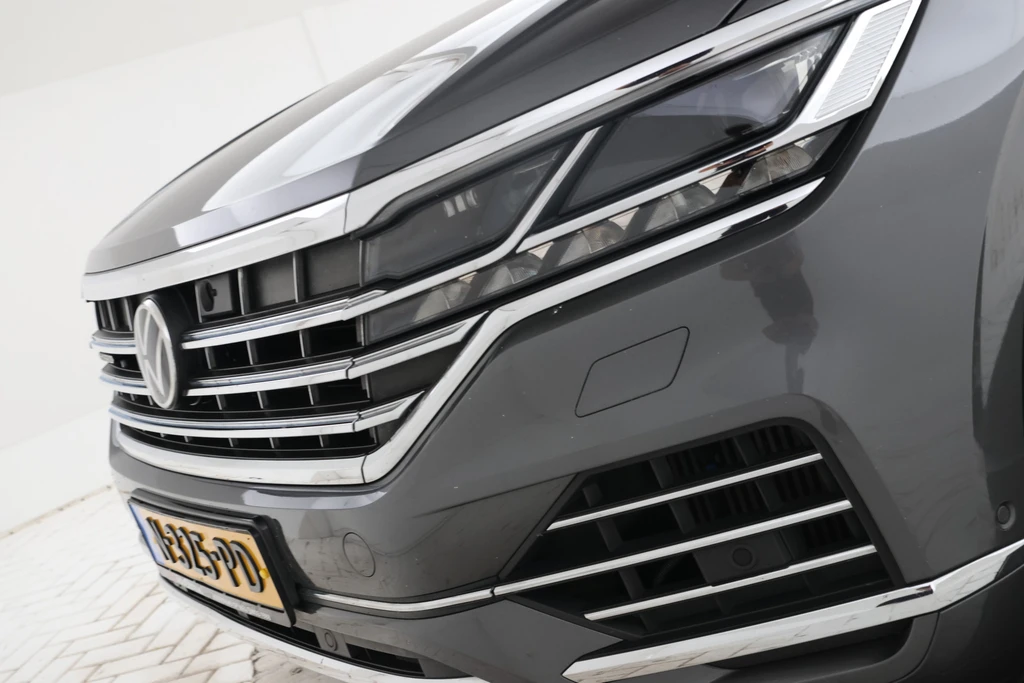 Volkswagen Touareg – foto 7