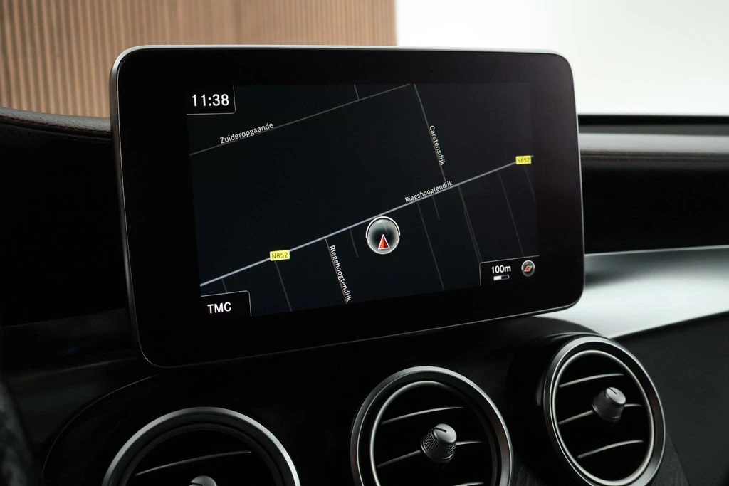 Mercedes-Benz GLC – foto 23
