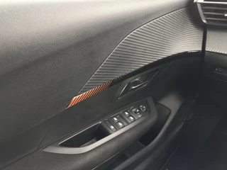 Peugeot 208 – thumbnail 24