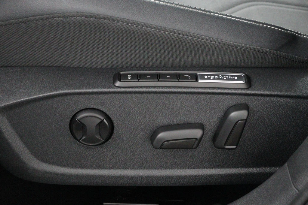 Volkswagen Golf – foto 25