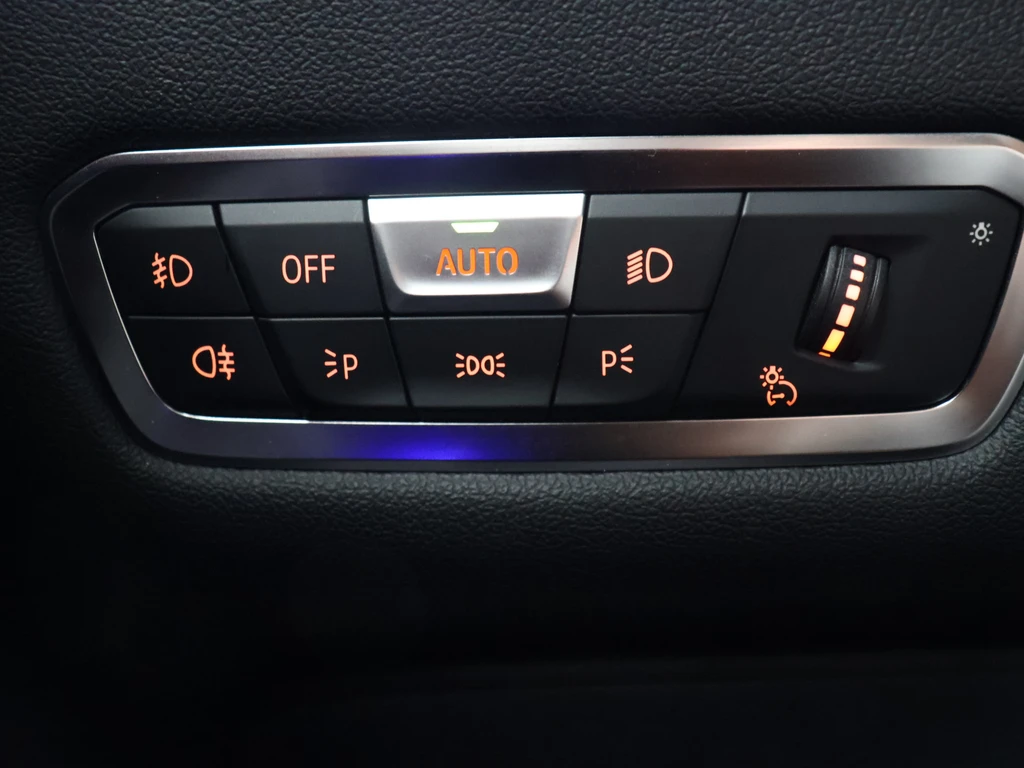 BMW X7 – foto 18