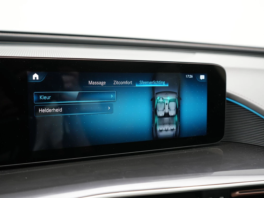 Mercedes-Benz EQC – foto 32