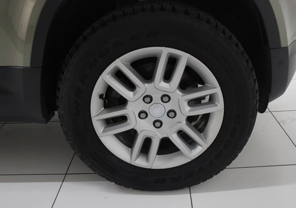 Land Rover Defender – foto 6