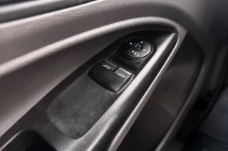 Ford Transit Connect – thumbnail 14