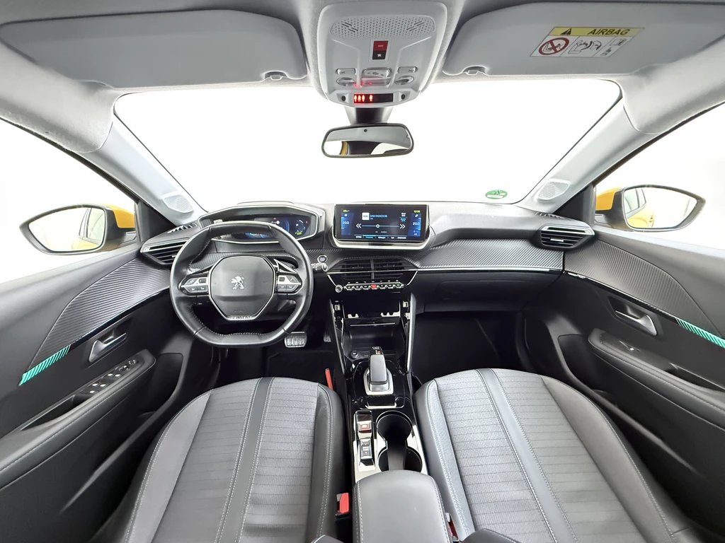 Peugeot e-208 – foto 10