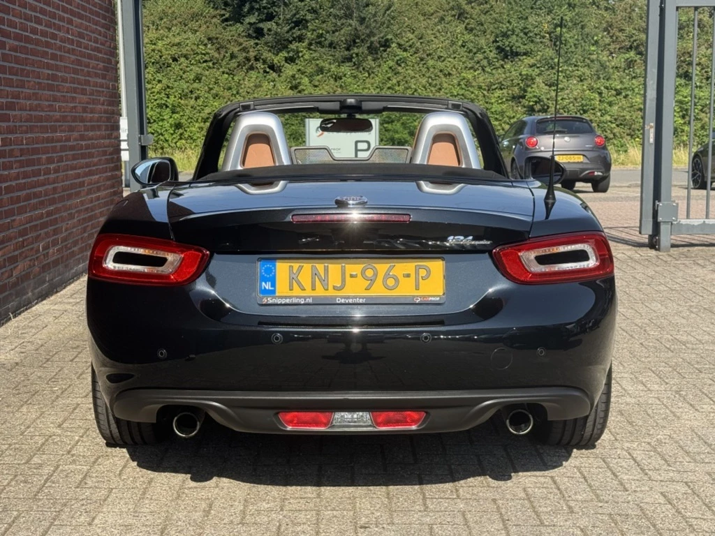 Fiat 124 Spider – foto 6
