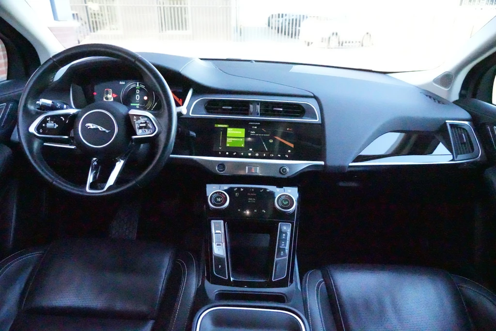 Jaguar I-PACE – foto 6