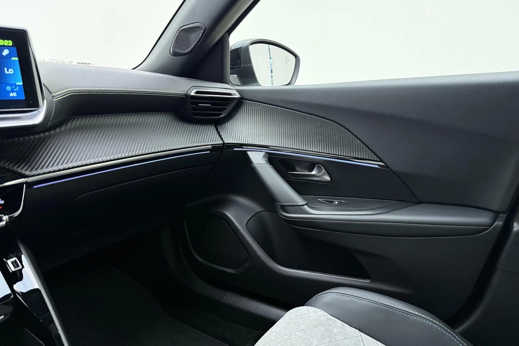 Peugeot e-2008 – foto 35
