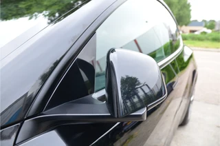 Tesla Model Y – thumbnail 30