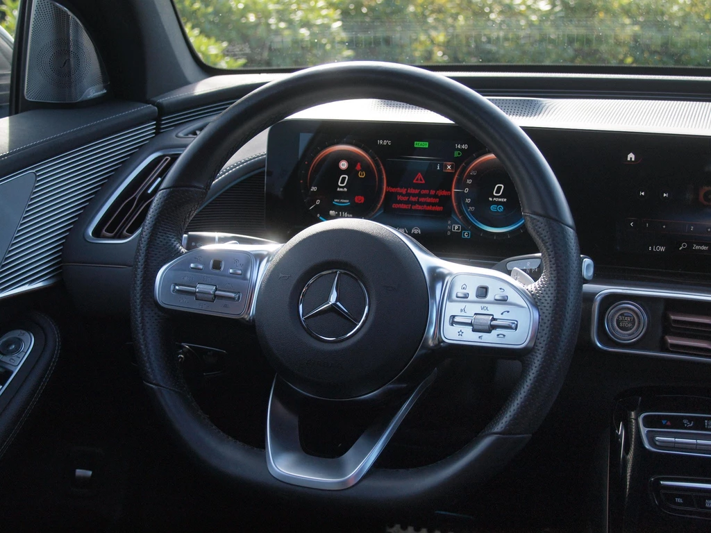 Mercedes-Benz EQC – foto 16