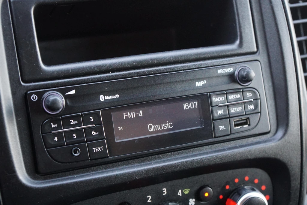 Nissan NV300 – foto 24