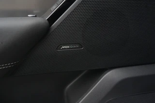 Land Rover Range Rover Velar – thumbnail 24