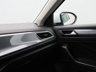 Volkswagen T-Roc – thumbnail 30