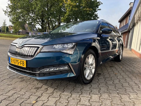 Škoda Superb 1.4 TSI PHEV Business Edition Plus