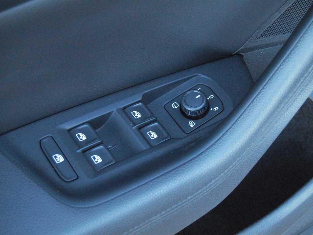 Volkswagen Passat – foto 28