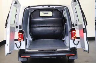 Volkswagen Transporter – thumbnail 9