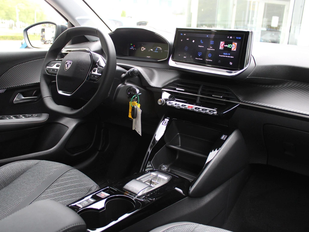 Peugeot 208 – foto 8
