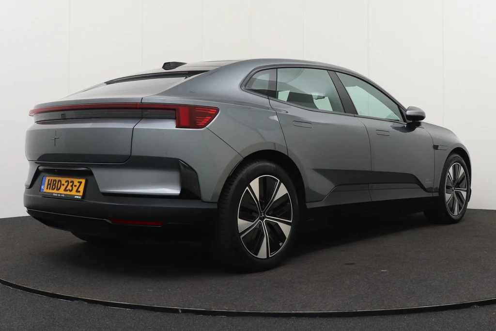 Polestar 4 – foto 4