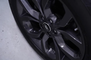 Land Rover Discovery Sport – thumbnail 17