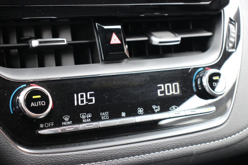 Suzuki Swace – foto 21