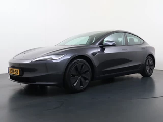 Tesla Model 3 – thumbnail 3