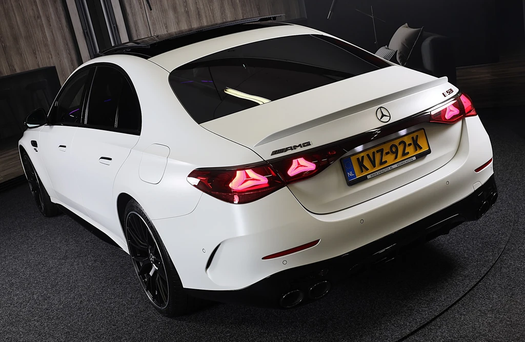 Mercedes-Benz E-Klasse – foto 8