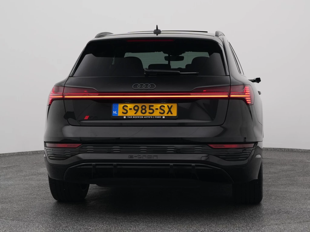 Audi Q8 e-tron – foto 7