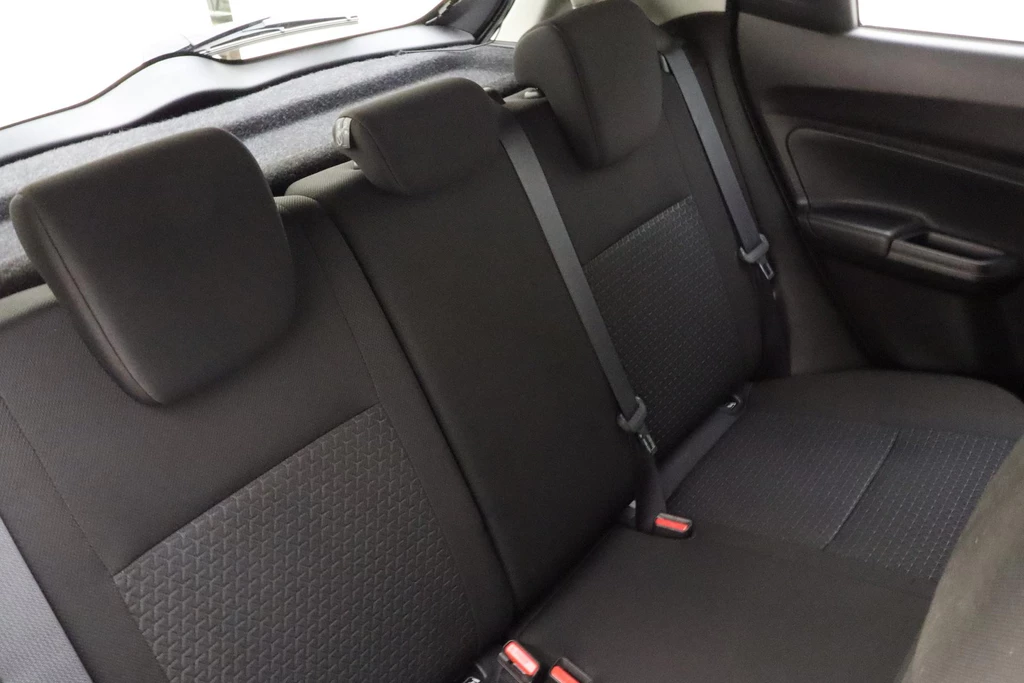 Suzuki Swift – foto 12