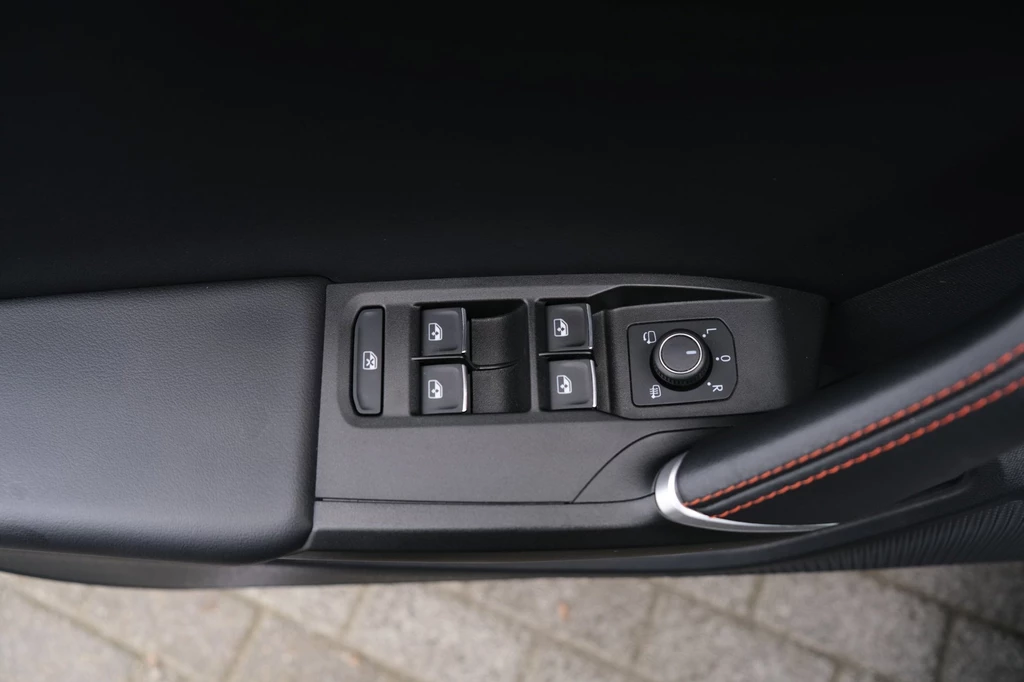 SEAT Leon – foto 15